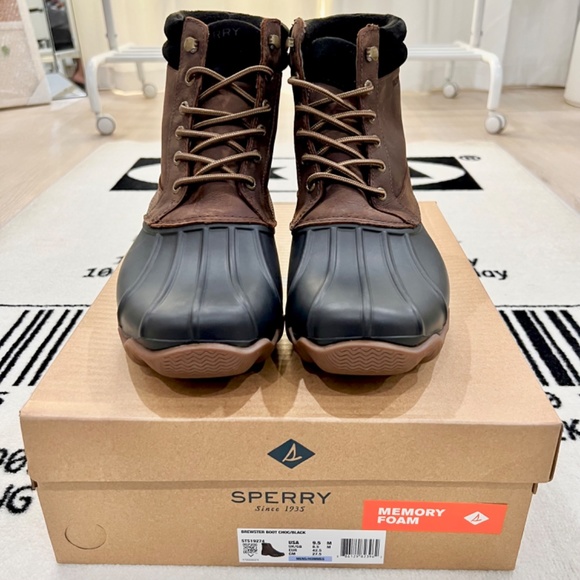 Men's Sperry Brewster Low Duck Waterproof Boot - Chocolate / Black - Picture 2 of 11